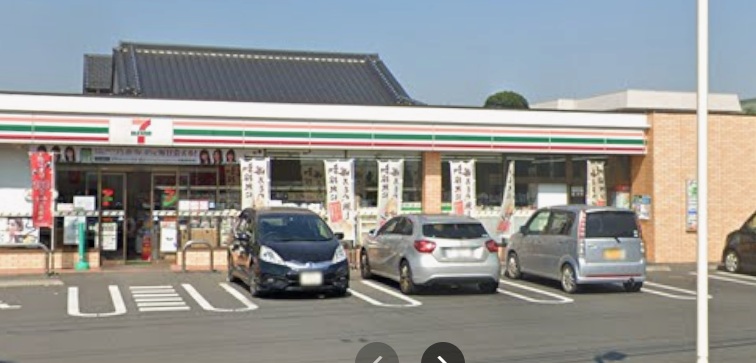 コンビニ　セブンイレブン春日部緑町店（コンビニ）まで318m