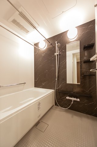 バス・シャワールーム　バス