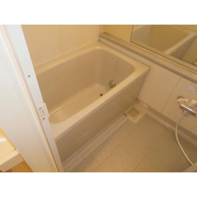 バス・シャワールーム　※別部屋参考写真