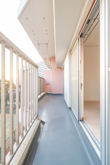 バルコニー　バルコニー