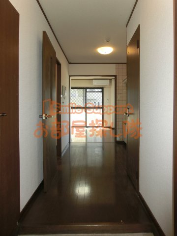 玄関　現況を優先します。