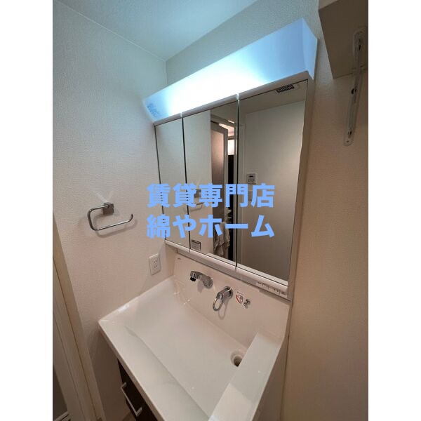 洗面設備　忙しい朝には欠かせない洗面所です