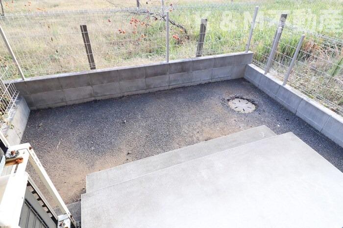 庭　たまにはお庭で休日を過ごしてみるのもよいかもしれません