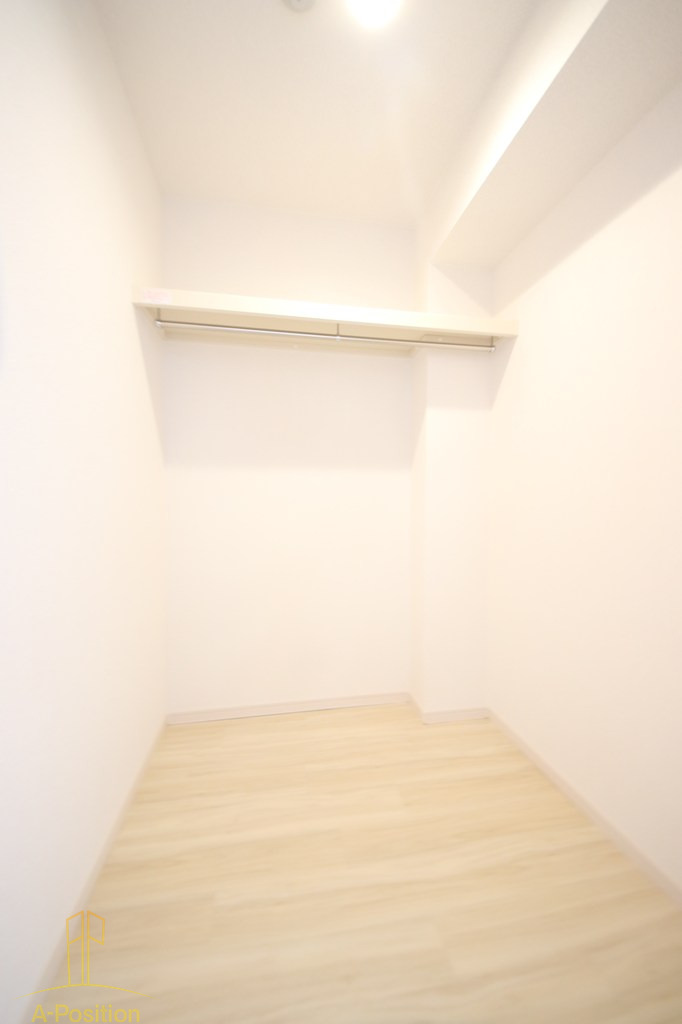 収納　アルカンシェルコート緑橋