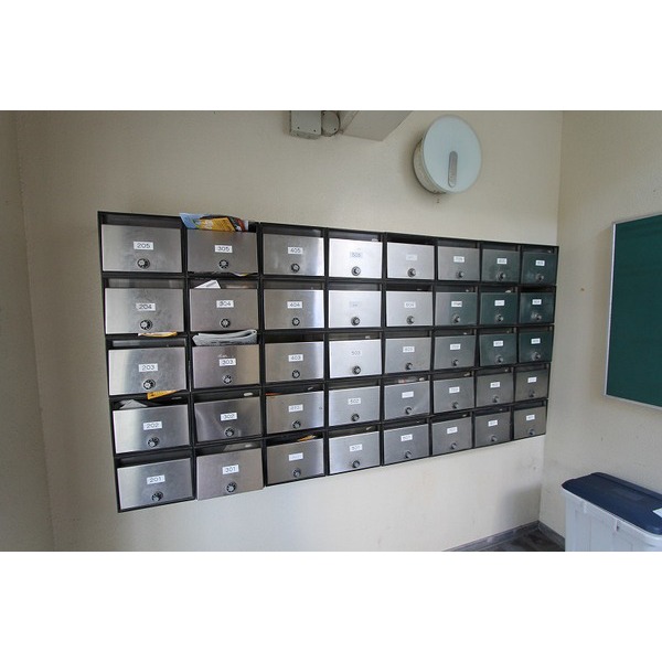 ロビー　ルミナス松山