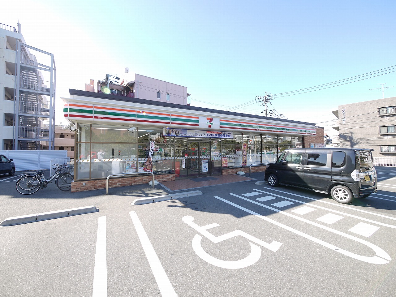 コンビニ　セブンイレブン福岡九産大駅西店（コンビニ）まで126m