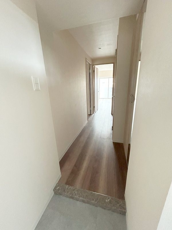 玄関　他号室参考写真