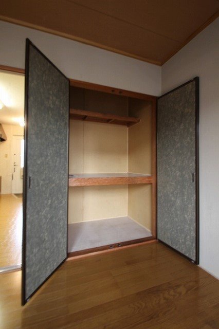 収納　同物件別号室