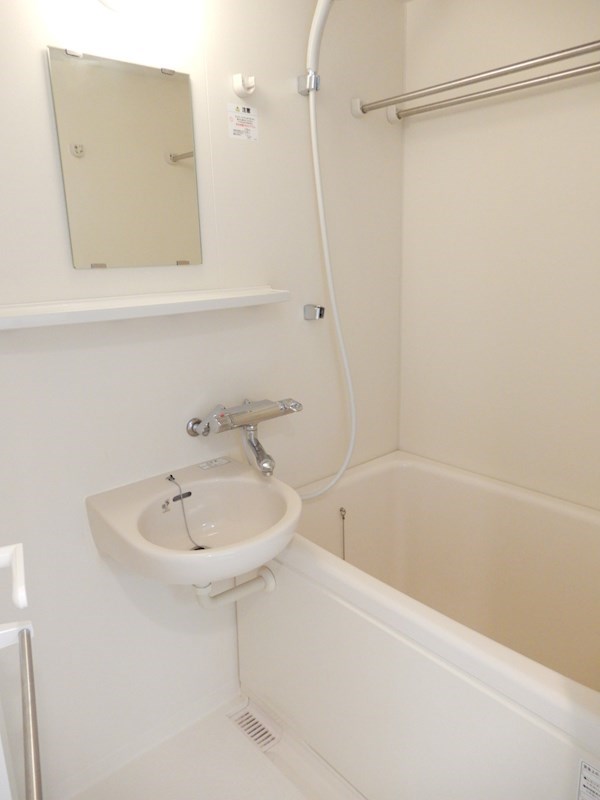 バス・シャワールーム　他号室写真