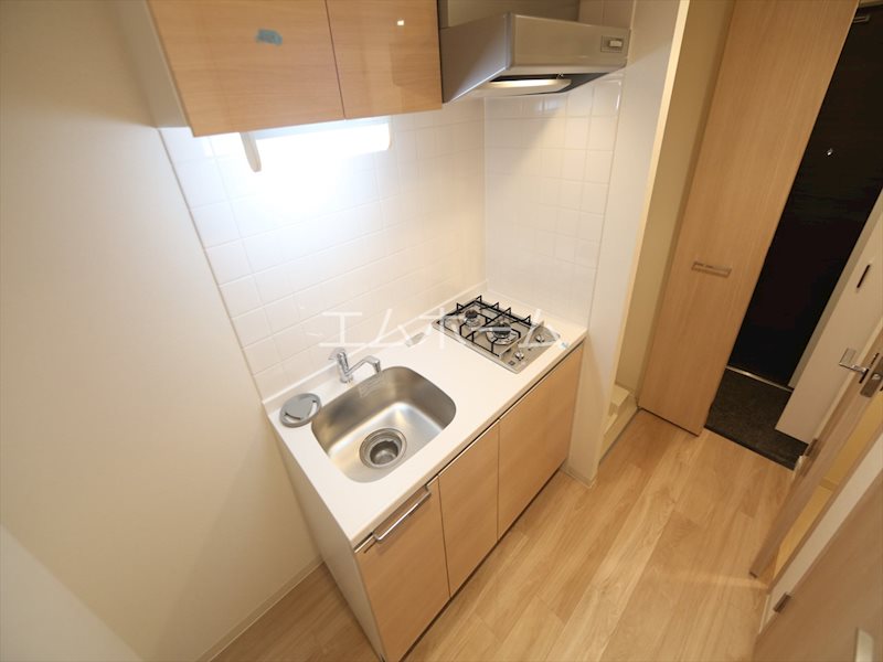 キッチン　システムキッチン（ガス2口コンロ付）