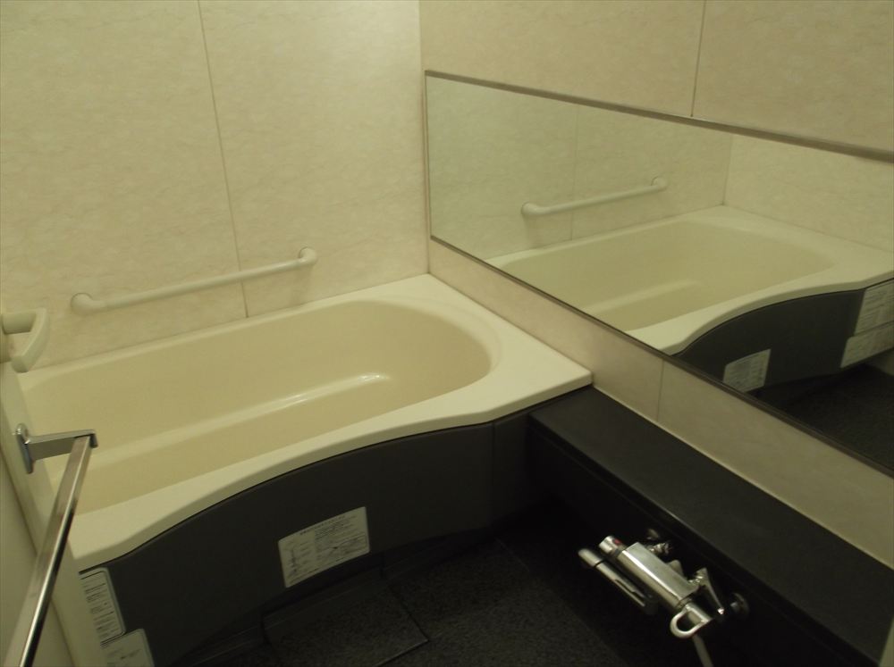 バス・シャワールーム　日々の疲れを癒すお風呂付です