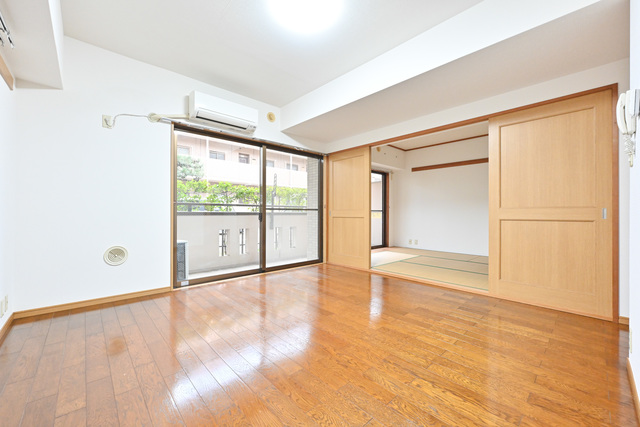 居室・リビング　同仕様