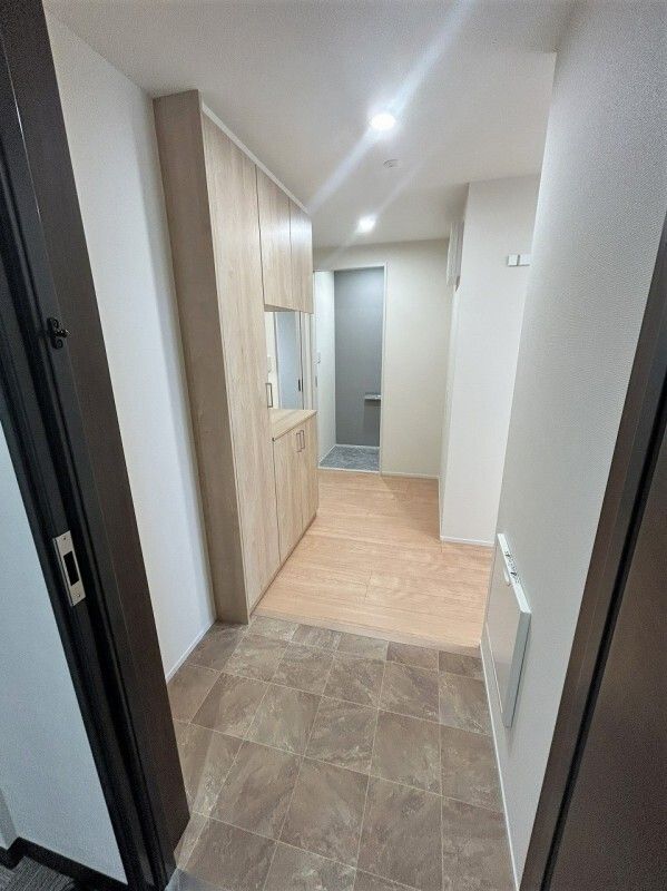 玄関　落ち着いた玄関です