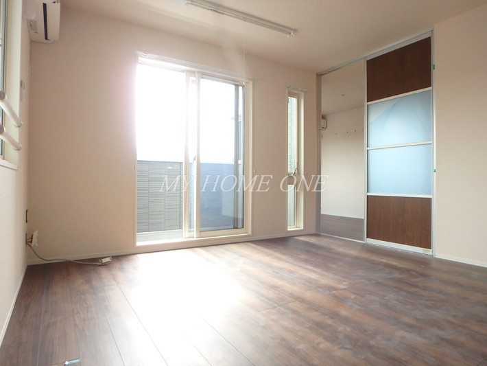 居室・リビング　リビング