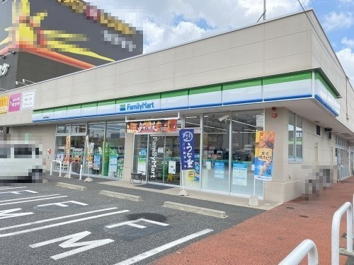 コンビニ　ファミリーマート 津島警察署前店（コンビニ）まで426m