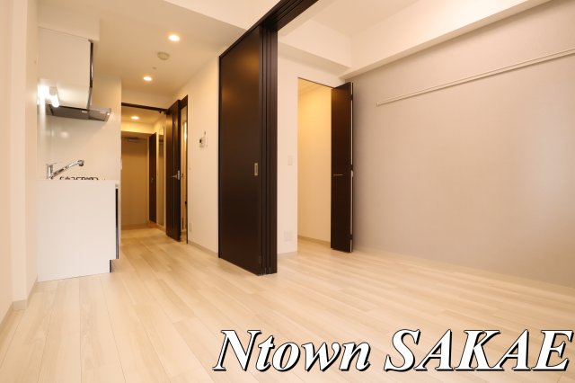 居室・リビング　こちらのリビングで趣味の時間をお楽しみください