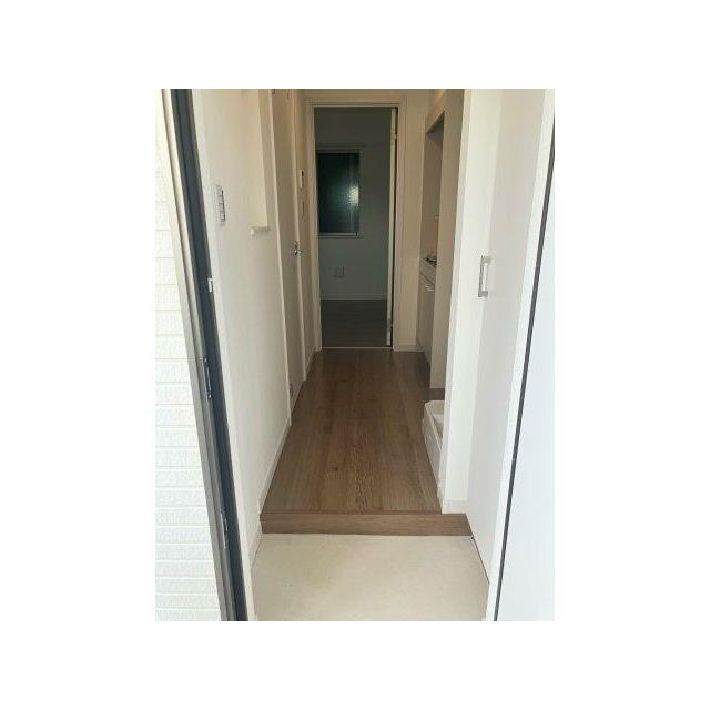 玄関　写真は同施工のものになります。