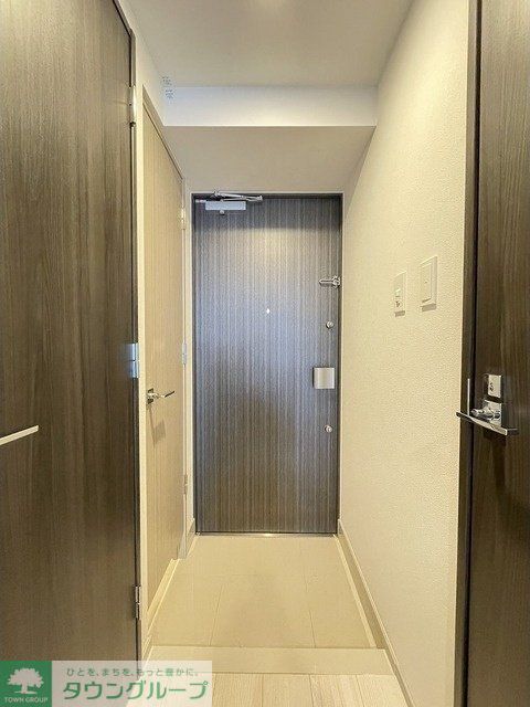 玄関　お部屋探しは株式会社　タウンハウジング　までお気軽にお問合…