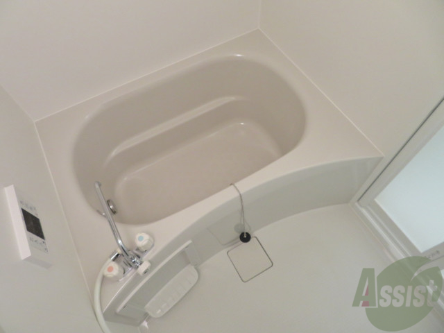 バス・シャワールーム　追い炊き機能付きなのでゆっくり半身浴が出来ます。