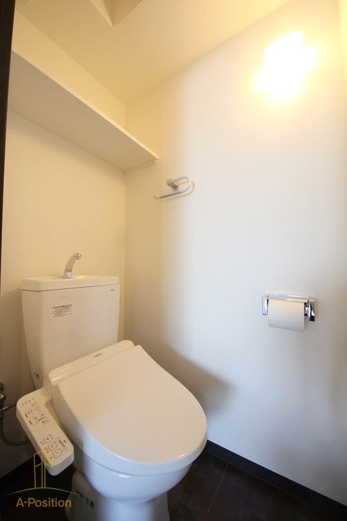 トイレ　ラクラス本町東