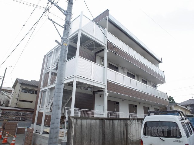 建物外観　リブリ・URBAN TRUST