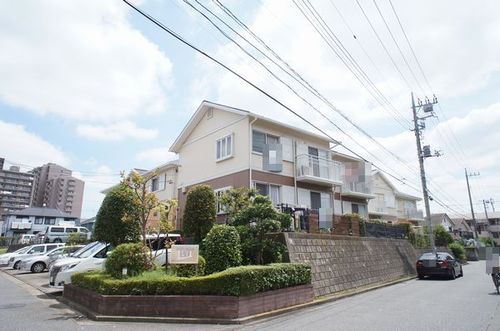 建物外観　【積水ハウスの賃貸住宅シャーメゾン】