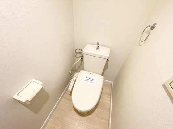 トイレ　シャワー付きトイレ