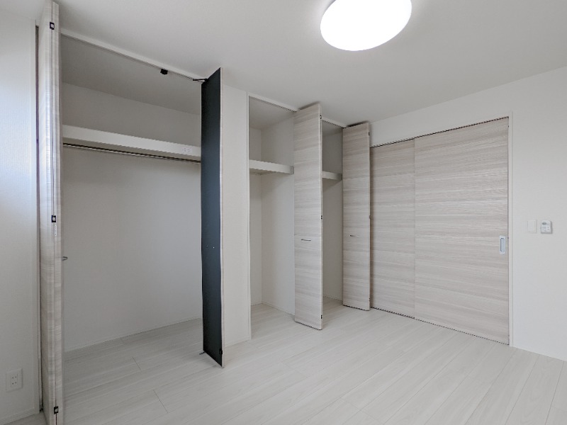 収納　図面と現状に相違がある場合には現状を優先