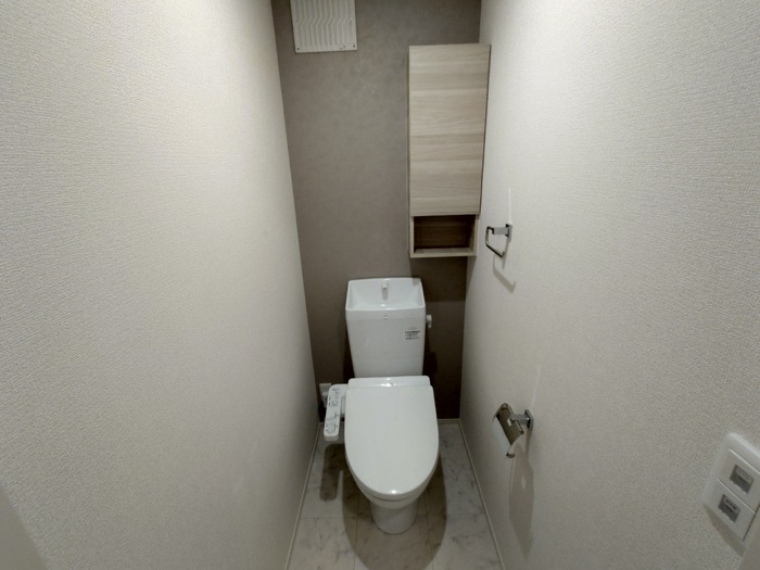 ＪＲ山陰本線 松江駅 徒歩13分 3階建 築1年のトイレ写真