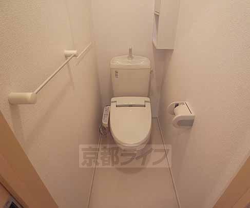 トイレ　ウォシュレット付トイレです。