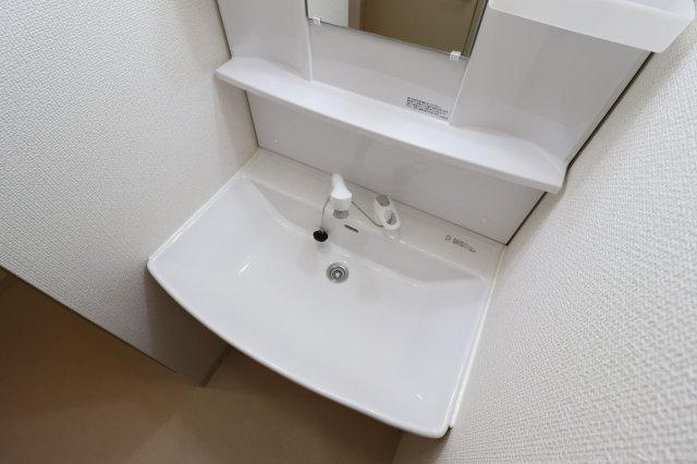 洗面設備　独立洗面化粧台付き