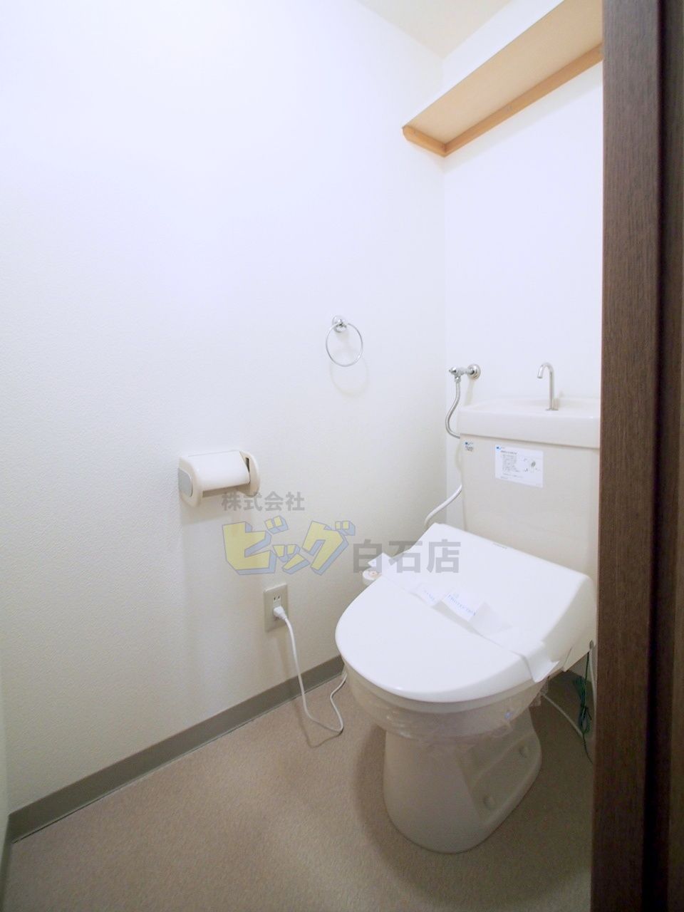 トイレ　ウォシュレット付きのトイレです♪