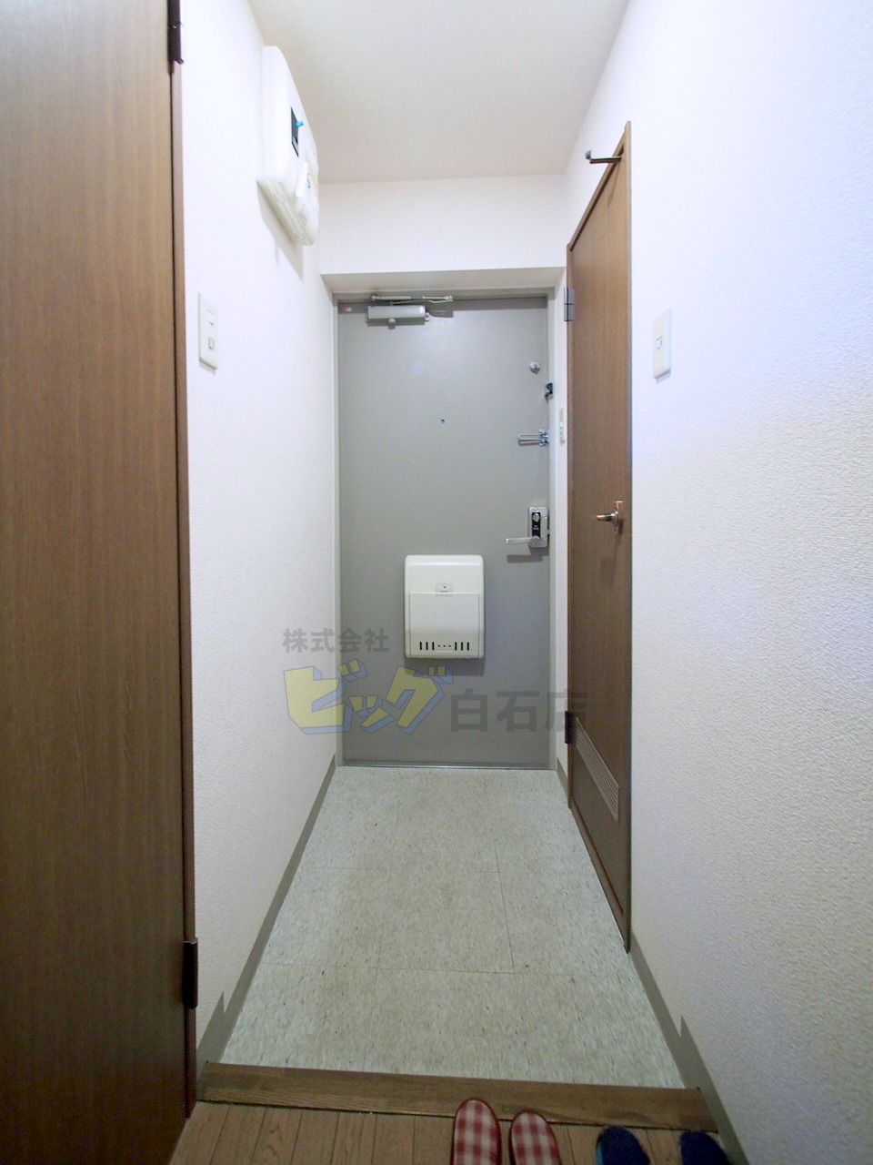 玄関　広々とした玄関です♪