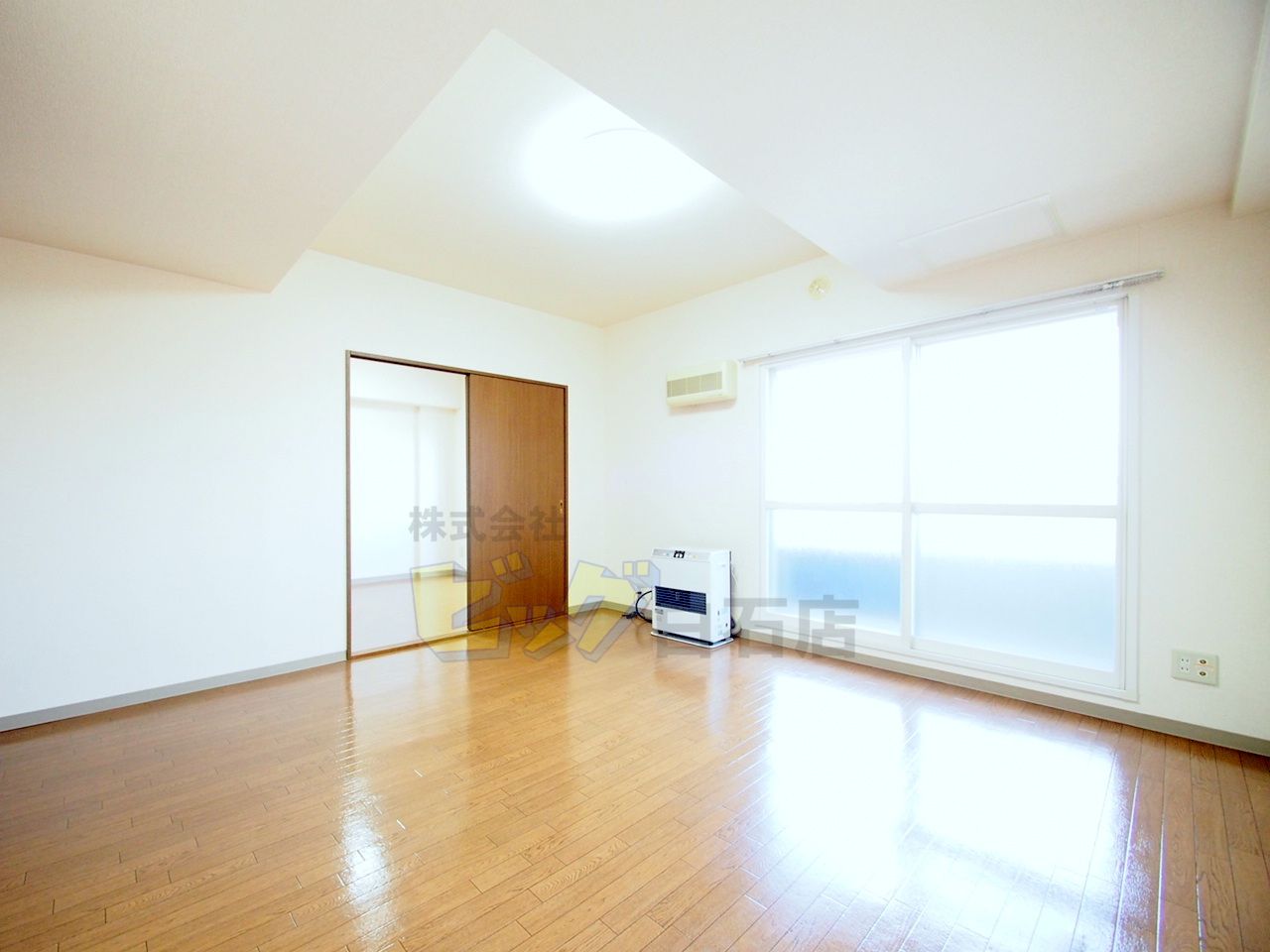 居室・リビング　日当たり良好で明るく暖かいお部屋です♪