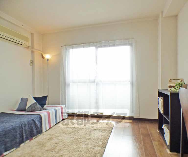 居室・リビング　京都精華大学、京都産業大学の学生さんにオススメのお手頃...