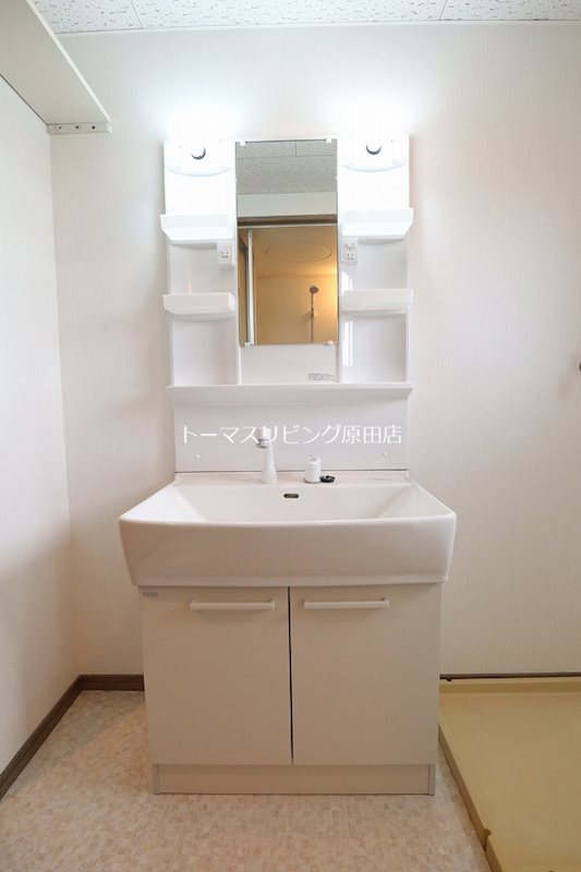 洗面設備　302号室写真