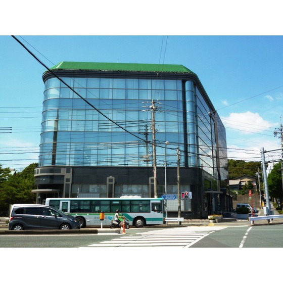 銀行　遠州信用金庫本店（銀行）まで183m