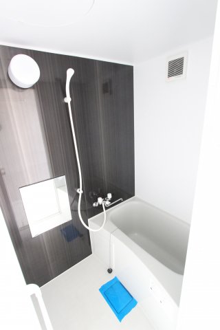 バス・シャワールーム　同物件別部屋参考写真