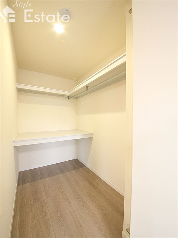 収納　ウォークインクローゼット