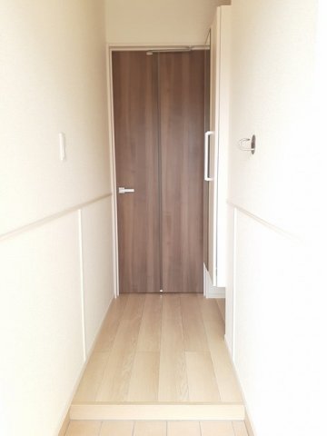 玄関　明るい玄関です