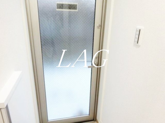 玄関　玄関です。