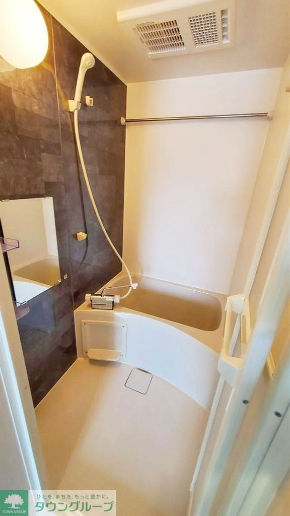 バス・シャワールーム　☆お問い合わせタウンハウジングまで☆