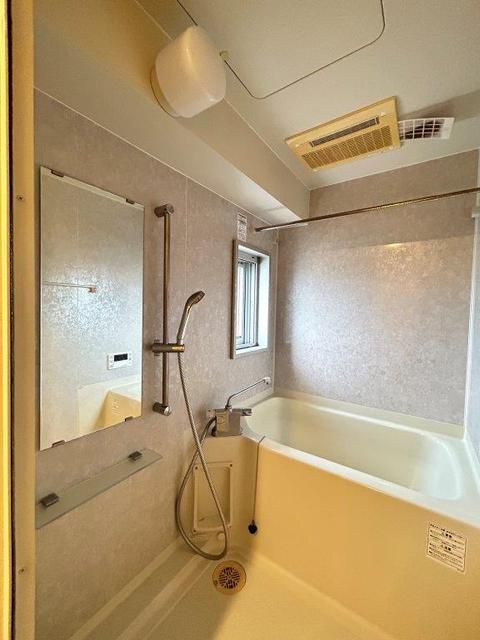 バス・シャワールーム　日々の疲れを癒すお風呂付です