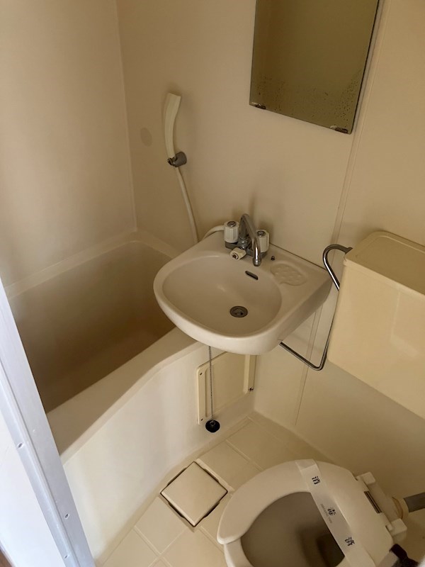 バス・シャワールーム　※別部屋参照