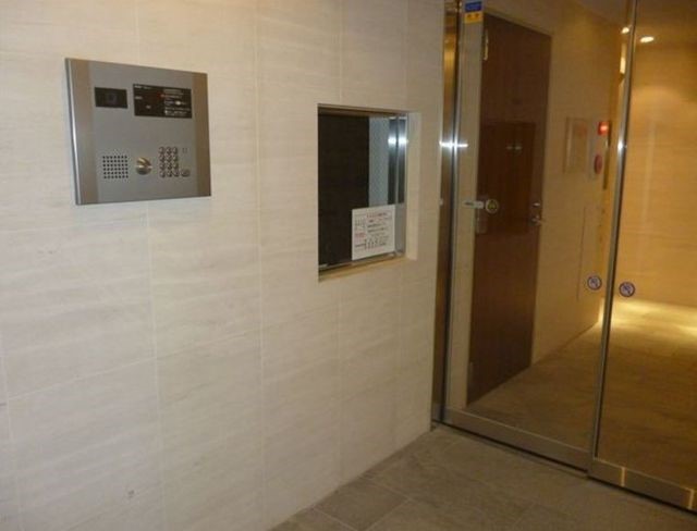 セキュリティ　オートロック完備