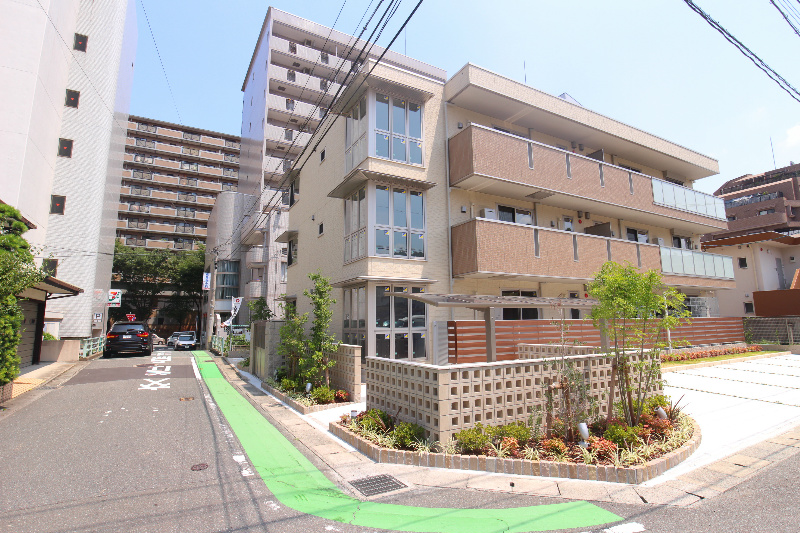 建物外観　外観　西鉄高宮駅まで徒歩２分の好立地