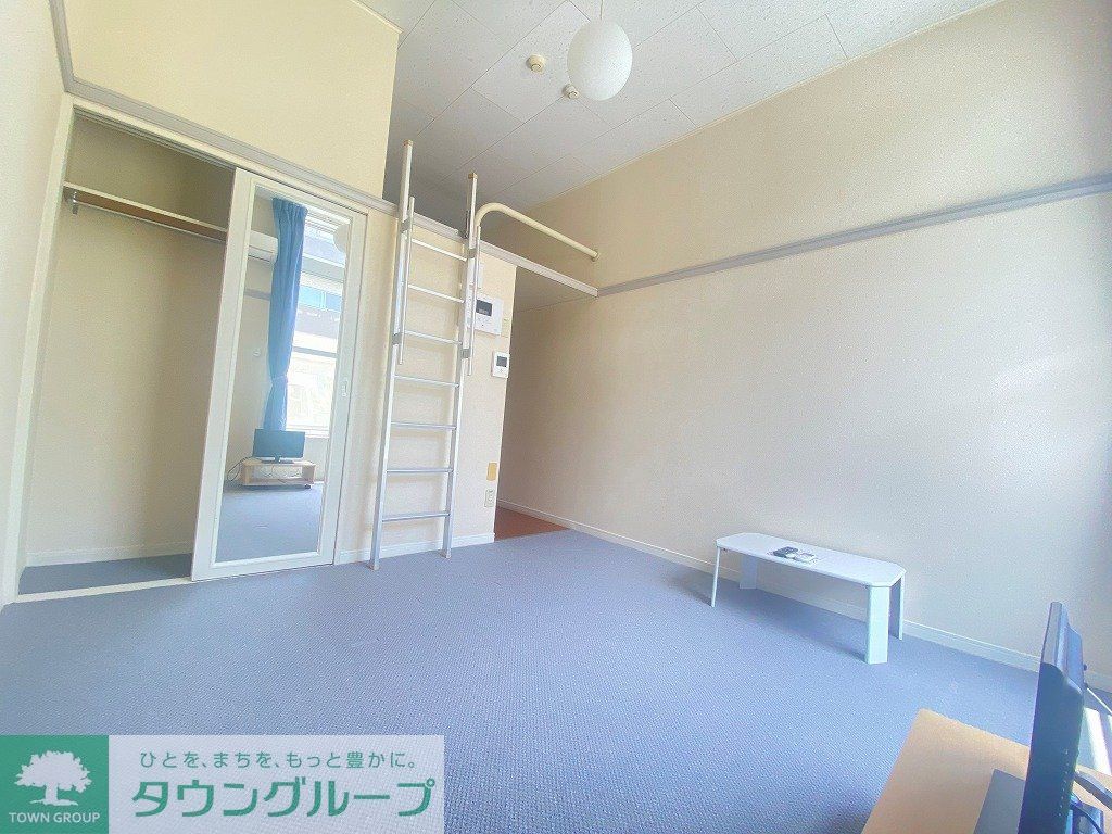 居室・リビング　設備の仕様が現物と異なる場合がございます。