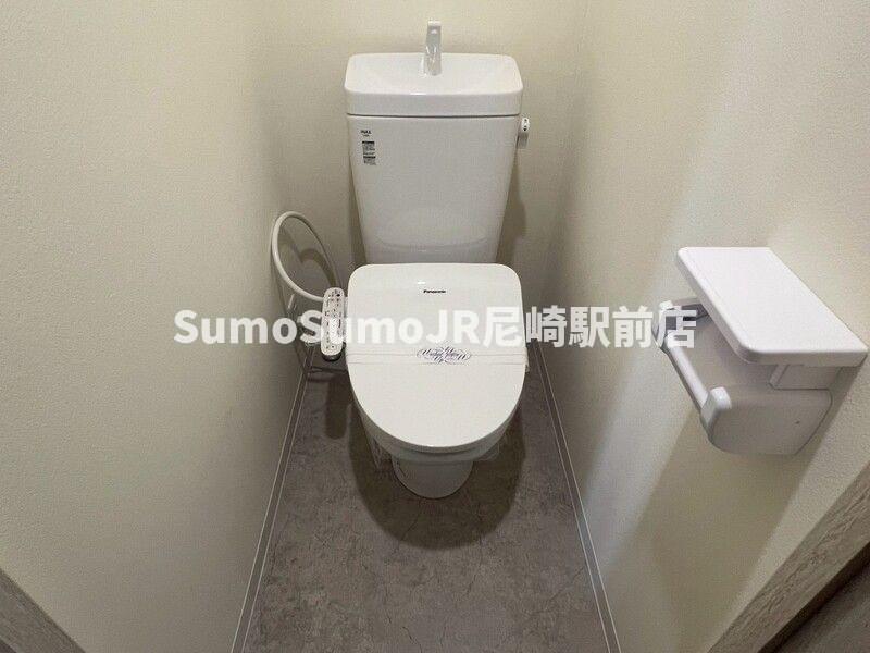 トイレ　ゆったりとした空間のトイレです