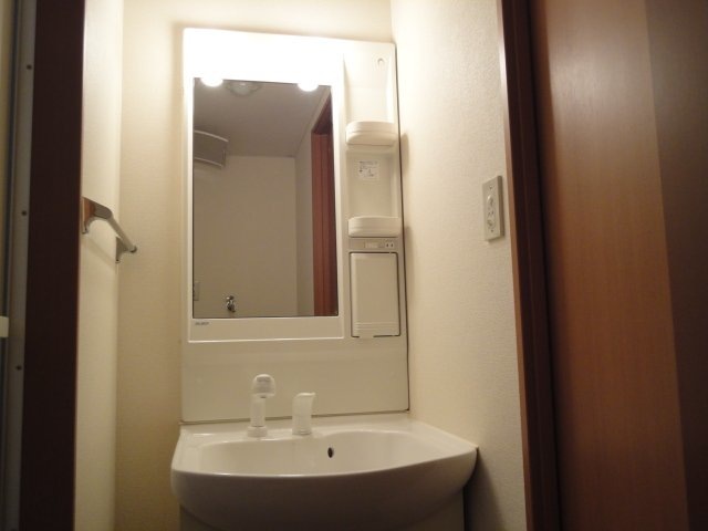 洗面設備　洗髪洗面化粧台