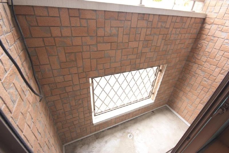 バルコニー　洗濯物もよく乾きそうですね